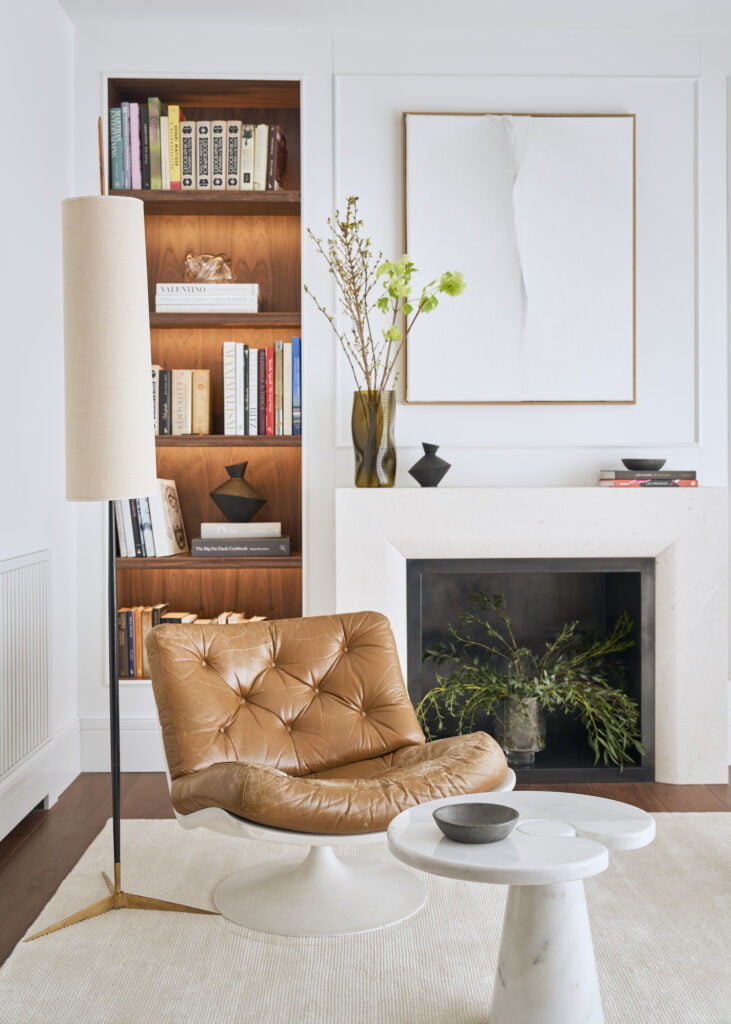 Muebles en madera natural. .Piso en barrio de Salamanca | Revista Manera | Tari+ de Autor